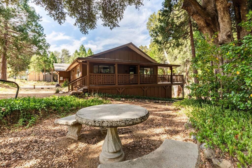 Ponderosa Creekside Retreat Vakantiehuis