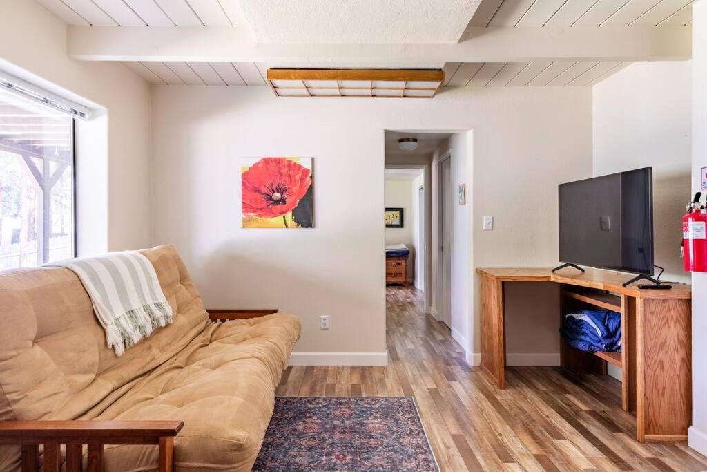 Ponderosa Creekside Retreat Vakantiehuis *